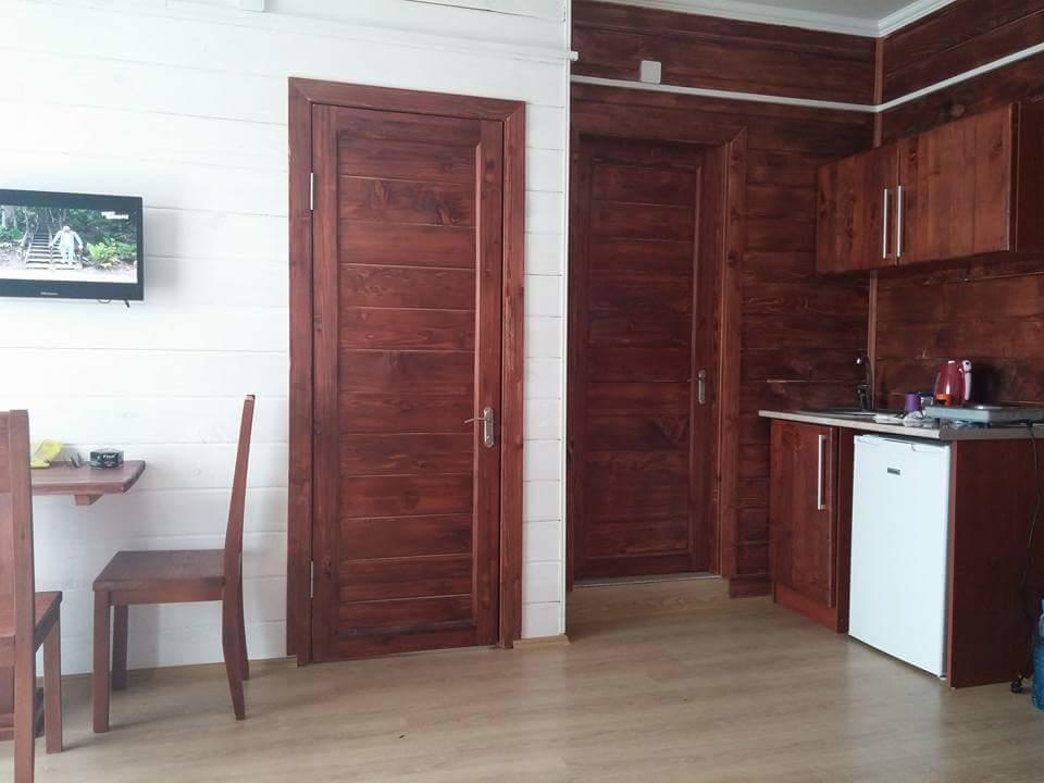 Hotel Mgzavrebi Bakuriani Ngoại thất bức ảnh