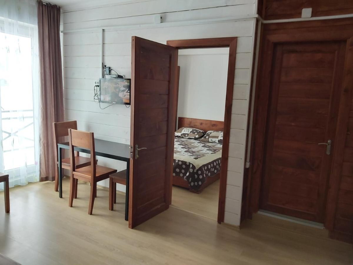 Hotel Mgzavrebi Bakuriani Ngoại thất bức ảnh